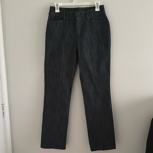 NWOT Lee Women’s Casual Pants Size Medium